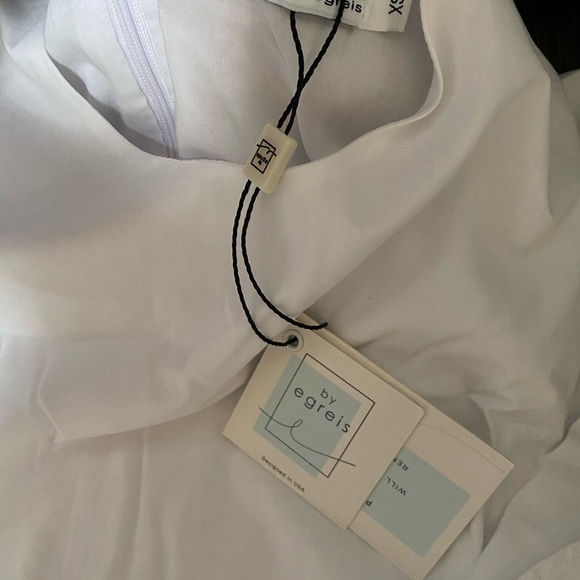 White Top...Grayson Top by Egreis - Picture 2 of 3